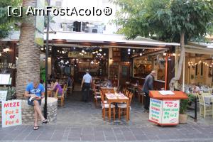 [P02] Rethymno, Taverna Othonas, Câteva din mâncărurile oferite, se vede puțin și trunchiul palmierului... » foto by mprofeanu
 - 
<span class="allrVoted glyphicon glyphicon-heart hidden" id="av1273308"></span>
<a class="m-l-10 hidden" id="sv1273308" onclick="voting_Foto_DelVot(,1273308,22481)" role="button">șterge vot <span class="glyphicon glyphicon-remove"></span></a>
<a id="v91273308" class=" c-red"  onclick="voting_Foto_SetVot(1273308)" role="button"><span class="glyphicon glyphicon-heart-empty"></span> <b>LIKE</b> = Votează poza</a> <img class="hidden"  id="f1273308W9" src="/imagini/loader.gif" border="0" /><span class="AjErrMes hidden" id="e1273308ErM"></span>