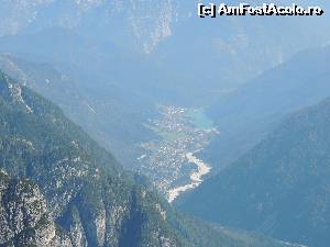 [P10] Valle di Cadore, localitatea de pe malul lacului se afla la circa 25km de locul unde ne aflam » foto by claudiu 71
 - 
<span class="allrVoted glyphicon glyphicon-heart hidden" id="av578647"></span>
<a class="m-l-10 hidden" id="sv578647" onclick="voting_Foto_DelVot(,578647,22492)" role="button">șterge vot <span class="glyphicon glyphicon-remove"></span></a>
<a id="v9578647" class=" c-red"  onclick="voting_Foto_SetVot(578647)" role="button"><span class="glyphicon glyphicon-heart-empty"></span> <b>LIKE</b> = Votează poza</a> <img class="hidden"  id="f578647W9" src="/imagini/loader.gif" border="0" /><span class="AjErrMes hidden" id="e578647ErM"></span>