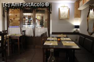 [P31] Rimini, Restaurantul Vicolo Wine & Food, doar câteva mese care s-au ocupat mai târziu... » foto by mprofeanu
 - 
<span class="allrVoted glyphicon glyphicon-heart hidden" id="av1342671"></span>
<a class="m-l-10 hidden" id="sv1342671" onclick="voting_Foto_DelVot(,1342671,22500)" role="button">șterge vot <span class="glyphicon glyphicon-remove"></span></a>
<a id="v91342671" class=" c-red"  onclick="voting_Foto_SetVot(1342671)" role="button"><span class="glyphicon glyphicon-heart-empty"></span> <b>LIKE</b> = Votează poza</a> <img class="hidden"  id="f1342671W9" src="/imagini/loader.gif" border="0" /><span class="AjErrMes hidden" id="e1342671ErM"></span>