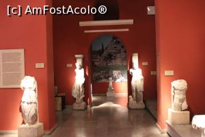 [P31] Varna, Muzeul de Arheologie, Perioada Romană, Pilaștrii și statui din marmură, sec. 2 - 3 d.Hr. și explicații valoroase... » foto by mprofeanu
 - 
<span class="allrVoted glyphicon glyphicon-heart hidden" id="av1216064"></span>
<a class="m-l-10 hidden" id="sv1216064" onclick="voting_Foto_DelVot(,1216064,22501)" role="button">șterge vot <span class="glyphicon glyphicon-remove"></span></a>
<a id="v91216064" class=" c-red"  onclick="voting_Foto_SetVot(1216064)" role="button"><span class="glyphicon glyphicon-heart-empty"></span> <b>LIKE</b> = Votează poza</a> <img class="hidden"  id="f1216064W9" src="/imagini/loader.gif" border="0" /><span class="AjErrMes hidden" id="e1216064ErM"></span>