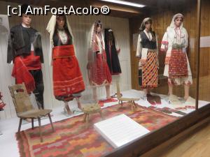 [P10] Costume populare - Muzeul Etnografic din Varna.  » foto by tata123 🔱
 - 
<span class="allrVoted glyphicon glyphicon-heart hidden" id="av899285"></span>
<a class="m-l-10 hidden" id="sv899285" onclick="voting_Foto_DelVot(,899285,22501)" role="button">șterge vot <span class="glyphicon glyphicon-remove"></span></a>
<a id="v9899285" class=" c-red"  onclick="voting_Foto_SetVot(899285)" role="button"><span class="glyphicon glyphicon-heart-empty"></span> <b>LIKE</b> = Votează poza</a> <img class="hidden"  id="f899285W9" src="/imagini/loader.gif" border="0" /><span class="AjErrMes hidden" id="e899285ErM"></span>