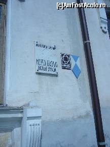 [P03] Muzeul Ceasului din Ploiesti, se observa cat de degradata este cladirea muzeului » foto by magdalena
 - 
<span class="allrVoted glyphicon glyphicon-heart hidden" id="av89365"></span>
<a class="m-l-10 hidden" id="sv89365" onclick="voting_Foto_DelVot(,89365,22506)" role="button">șterge vot <span class="glyphicon glyphicon-remove"></span></a>
<a id="v989365" class=" c-red"  onclick="voting_Foto_SetVot(89365)" role="button"><span class="glyphicon glyphicon-heart-empty"></span> <b>LIKE</b> = Votează poza</a> <img class="hidden"  id="f89365W9" src="/imagini/loader.gif" border="0" /><span class="AjErrMes hidden" id="e89365ErM"></span>