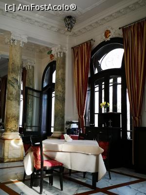 [P08] Hotel Palace; restaurantul » foto by crismis
 - 
<span class="allrVoted glyphicon glyphicon-heart hidden" id="av1278550"></span>
<a class="m-l-10 hidden" id="sv1278550" onclick="voting_Foto_DelVot(,1278550,22516)" role="button">șterge vot <span class="glyphicon glyphicon-remove"></span></a>
<a id="v91278550" class=" c-red"  onclick="voting_Foto_SetVot(1278550)" role="button"><span class="glyphicon glyphicon-heart-empty"></span> <b>LIKE</b> = Votează poza</a> <img class="hidden"  id="f1278550W9" src="/imagini/loader.gif" border="0" /><span class="AjErrMes hidden" id="e1278550ErM"></span>
