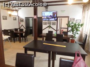 [P02] Sala restaurantului. » foto by Safta Radu
 - 
<span class="allrVoted glyphicon glyphicon-heart hidden" id="av1219479"></span>
<a class="m-l-10 hidden" id="sv1219479" onclick="voting_Foto_DelVot(,1219479,22516)" role="button">șterge vot <span class="glyphicon glyphicon-remove"></span></a>
<a id="v91219479" class=" c-red"  onclick="voting_Foto_SetVot(1219479)" role="button"><span class="glyphicon glyphicon-heart-empty"></span> <b>LIKE</b> = Votează poza</a> <img class="hidden"  id="f1219479W9" src="/imagini/loader.gif" border="0" /><span class="AjErrMes hidden" id="e1219479ErM"></span>