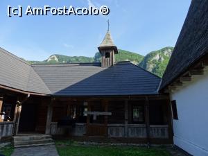 [P20] Aripa-anexă care găzduiește biserica și biblioteca.  » foto by tata123 🔱
 - 
<span class="allrVoted glyphicon glyphicon-heart hidden" id="av1110895"></span>
<a class="m-l-10 hidden" id="sv1110895" onclick="voting_Foto_DelVot(,1110895,22522)" role="button">șterge vot <span class="glyphicon glyphicon-remove"></span></a>
<a id="v91110895" class=" c-red"  onclick="voting_Foto_SetVot(1110895)" role="button"><span class="glyphicon glyphicon-heart-empty"></span> <b>LIKE</b> = Votează poza</a> <img class="hidden"  id="f1110895W9" src="/imagini/loader.gif" border="0" /><span class="AjErrMes hidden" id="e1110895ErM"></span>