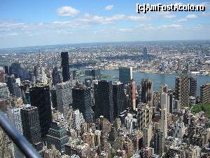 [P15] peste râul Hudson, dreapta e Statul New-Jersy » foto by grecudoina
 - 
<span class="allrVoted glyphicon glyphicon-heart hidden" id="av500428"></span>
<a class="m-l-10 hidden" id="sv500428" onclick="voting_Foto_DelVot(,500428,22539)" role="button">șterge vot <span class="glyphicon glyphicon-remove"></span></a>
<a id="v9500428" class=" c-red"  onclick="voting_Foto_SetVot(500428)" role="button"><span class="glyphicon glyphicon-heart-empty"></span> <b>LIKE</b> = Votează poza</a> <img class="hidden"  id="f500428W9" src="/imagini/loader.gif" border="0" /><span class="AjErrMes hidden" id="e500428ErM"></span>