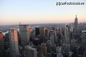 [P19] NY la apus, de pe Top of the Rock » foto by graclari
 - 
<span class="allrVoted glyphicon glyphicon-heart hidden" id="av615703"></span>
<a class="m-l-10 hidden" id="sv615703" onclick="voting_Foto_DelVot(,615703,22539)" role="button">șterge vot <span class="glyphicon glyphicon-remove"></span></a>
<a id="v9615703" class=" c-red"  onclick="voting_Foto_SetVot(615703)" role="button"><span class="glyphicon glyphicon-heart-empty"></span> <b>LIKE</b> = Votează poza</a> <img class="hidden"  id="f615703W9" src="/imagini/loader.gif" border="0" /><span class="AjErrMes hidden" id="e615703ErM"></span>