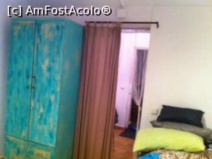 [P05] Aceasta draperie tinea loc de usa, care dadea in hol si apoi baie si bucatarie » foto by lianacioban
 - 
<span class="allrVoted glyphicon glyphicon-heart hidden" id="av892491"></span>
<a class="m-l-10 hidden" id="sv892491" onclick="voting_Foto_DelVot(,892491,22551)" role="button">șterge vot <span class="glyphicon glyphicon-remove"></span></a>
<a id="v9892491" class=" c-red"  onclick="voting_Foto_SetVot(892491)" role="button"><span class="glyphicon glyphicon-heart-empty"></span> <b>LIKE</b> = Votează poza</a> <img class="hidden"  id="f892491W9" src="/imagini/loader.gif" border="0" /><span class="AjErrMes hidden" id="e892491ErM"></span>