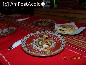 [P04] frigaruie de pui, lipie si o ceafa de porc, numai carne » foto by Yolanda
 - 
<span class="allrVoted glyphicon glyphicon-heart hidden" id="av1049593"></span>
<a class="m-l-10 hidden" id="sv1049593" onclick="voting_Foto_DelVot(,1049593,22555)" role="button">șterge vot <span class="glyphicon glyphicon-remove"></span></a>
<a id="v91049593" class=" c-red"  onclick="voting_Foto_SetVot(1049593)" role="button"><span class="glyphicon glyphicon-heart-empty"></span> <b>LIKE</b> = Votează poza</a> <img class="hidden"  id="f1049593W9" src="/imagini/loader.gif" border="0" /><span class="AjErrMes hidden" id="e1049593ErM"></span>