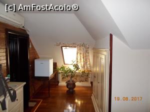 [P23] Camera noastră, in partea stângă » foto by ANILU
 - 
<span class="allrVoted glyphicon glyphicon-heart hidden" id="av892876"></span>
<a class="m-l-10 hidden" id="sv892876" onclick="voting_Foto_DelVot(,892876,22559)" role="button">șterge vot <span class="glyphicon glyphicon-remove"></span></a>
<a id="v9892876" class=" c-red"  onclick="voting_Foto_SetVot(892876)" role="button"><span class="glyphicon glyphicon-heart-empty"></span> <b>LIKE</b> = Votează poza</a> <img class="hidden"  id="f892876W9" src="/imagini/loader.gif" border="0" /><span class="AjErrMes hidden" id="e892876ErM"></span>