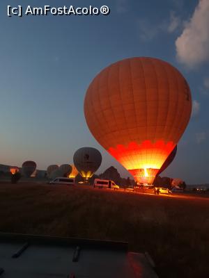 [P02] un balon gata de ridicare, așteptând confirmarea de zbor » foto by silvia tudoran
 - 
<span class="allrVoted glyphicon glyphicon-heart hidden" id="av1122780"></span>
<a class="m-l-10 hidden" id="sv1122780" onclick="voting_Foto_DelVot(,1122780,22561)" role="button">șterge vot <span class="glyphicon glyphicon-remove"></span></a>
<a id="v91122780" class=" c-red"  onclick="voting_Foto_SetVot(1122780)" role="button"><span class="glyphicon glyphicon-heart-empty"></span> <b>LIKE</b> = Votează poza</a> <img class="hidden"  id="f1122780W9" src="/imagini/loader.gif" border="0" /><span class="AjErrMes hidden" id="e1122780ErM"></span>
