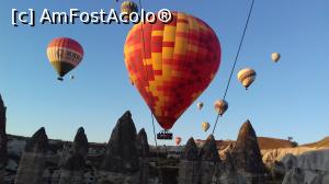 [P03] Baloane colorate printre firele camerei mobile » foto by irinad
 - 
<span class="allrVoted glyphicon glyphicon-heart hidden" id="av913083"></span>
<a class="m-l-10 hidden" id="sv913083" onclick="voting_Foto_DelVot(,913083,22561)" role="button">șterge vot <span class="glyphicon glyphicon-remove"></span></a>
<a id="v9913083" class=" c-red"  onclick="voting_Foto_SetVot(913083)" role="button"><span class="glyphicon glyphicon-heart-empty"></span> <b>LIKE</b> = Votează poza</a> <img class="hidden"  id="f913083W9" src="/imagini/loader.gif" border="0" /><span class="AjErrMes hidden" id="e913083ErM"></span>