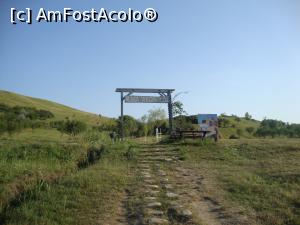 [P21] Din Campingul 'Muddyland' am intrat pe Aleea Vulcanilor şi în 10 minute am ajuns la Pâclele Mici.  » foto by Floryn81
 - 
<span class="allrVoted glyphicon glyphicon-heart hidden" id="av893366"></span>
<a class="m-l-10 hidden" id="sv893366" onclick="voting_Foto_DelVot(,893366,22571)" role="button">șterge vot <span class="glyphicon glyphicon-remove"></span></a>
<a id="v9893366" class=" c-red"  onclick="voting_Foto_SetVot(893366)" role="button"><span class="glyphicon glyphicon-heart-empty"></span> <b>LIKE</b> = Votează poza</a> <img class="hidden"  id="f893366W9" src="/imagini/loader.gif" border="0" /><span class="AjErrMes hidden" id="e893366ErM"></span>