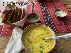 [P21] Restaurant Satu Muscelean - ciorbă de burtă » foto by nicole33
 - 
<span class="allrVoted glyphicon glyphicon-heart hidden" id="av1337570"></span>
<a class="m-l-10 hidden" id="sv1337570" onclick="voting_Foto_DelVot(,1337570,22572)" role="button">șterge vot <span class="glyphicon glyphicon-remove"></span></a>
<a id="v91337570" class=" c-red"  onclick="voting_Foto_SetVot(1337570)" role="button"><span class="glyphicon glyphicon-heart-empty"></span> <b>LIKE</b> = Votează poza</a> <img class="hidden"  id="f1337570W9" src="/imagini/loader.gif" border="0" /><span class="AjErrMes hidden" id="e1337570ErM"></span>