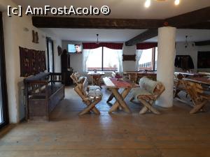 [P04] Restaurant Satu Muscelean - interior » foto by nicole33
 - 
<span class="allrVoted glyphicon glyphicon-heart hidden" id="av1337553"></span>
<a class="m-l-10 hidden" id="sv1337553" onclick="voting_Foto_DelVot(,1337553,22572)" role="button">șterge vot <span class="glyphicon glyphicon-remove"></span></a>
<a id="v91337553" class=" c-red"  onclick="voting_Foto_SetVot(1337553)" role="button"><span class="glyphicon glyphicon-heart-empty"></span> <b>LIKE</b> = Votează poza</a> <img class="hidden"  id="f1337553W9" src="/imagini/loader.gif" border="0" /><span class="AjErrMes hidden" id="e1337553ErM"></span>