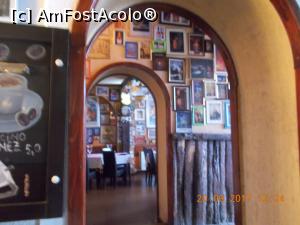[P12] Din sala noastră, spre a doua.  » foto by elviramvio
 - 
<span class="allrVoted glyphicon glyphicon-heart hidden" id="av903653"></span>
<a class="m-l-10 hidden" id="sv903653" onclick="voting_Foto_DelVot(,903653,22572)" role="button">șterge vot <span class="glyphicon glyphicon-remove"></span></a>
<a id="v9903653" class=" c-red"  onclick="voting_Foto_SetVot(903653)" role="button"><span class="glyphicon glyphicon-heart-empty"></span> <b>LIKE</b> = Votează poza</a> <img class="hidden"  id="f903653W9" src="/imagini/loader.gif" border="0" /><span class="AjErrMes hidden" id="e903653ErM"></span>