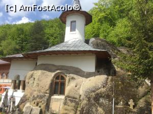 [P01] Mănăstirea Nămăiești » foto by ANILU
 - 
<span class="allrVoted glyphicon glyphicon-heart hidden" id="av1070072"></span>
<a class="m-l-10 hidden" id="sv1070072" onclick="voting_Foto_DelVot(,1070072,22572)" role="button">șterge vot <span class="glyphicon glyphicon-remove"></span></a>
<a id="v91070072" class=" c-red"  onclick="voting_Foto_SetVot(1070072)" role="button"><span class="glyphicon glyphicon-heart-empty"></span> <b>LIKE</b> = Votează poza</a> <img class="hidden"  id="f1070072W9" src="/imagini/loader.gif" border="0" /><span class="AjErrMes hidden" id="e1070072ErM"></span>