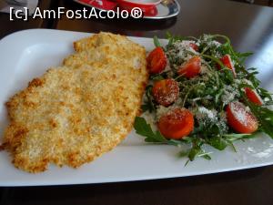 [P11] Piept de pui milanese și salată.  » foto by tata123 🔱
 - 
<span class="allrVoted glyphicon glyphicon-heart hidden" id="av1142919"></span>
<a class="m-l-10 hidden" id="sv1142919" onclick="voting_Foto_DelVot(,1142919,22572)" role="button">șterge vot <span class="glyphicon glyphicon-remove"></span></a>
<a id="v91142919" class=" c-red"  onclick="voting_Foto_SetVot(1142919)" role="button"><span class="glyphicon glyphicon-heart-empty"></span> <b>LIKE</b> = Votează poza</a> <img class="hidden"  id="f1142919W9" src="/imagini/loader.gif" border="0" /><span class="AjErrMes hidden" id="e1142919ErM"></span>