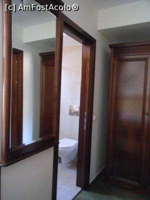 [P19] Hotel Carmen - Predeal. Din dotările camerei 407. » foto by iulianic
 - 
<span class="allrVoted glyphicon glyphicon-heart hidden" id="av1335073"></span>
<a class="m-l-10 hidden" id="sv1335073" onclick="voting_Foto_DelVot(,1335073,22589)" role="button">șterge vot <span class="glyphicon glyphicon-remove"></span></a>
<a id="v91335073" class=" c-red"  onclick="voting_Foto_SetVot(1335073)" role="button"><span class="glyphicon glyphicon-heart-empty"></span> <b>LIKE</b> = Votează poza</a> <img class="hidden"  id="f1335073W9" src="/imagini/loader.gif" border="0" /><span class="AjErrMes hidden" id="e1335073ErM"></span>