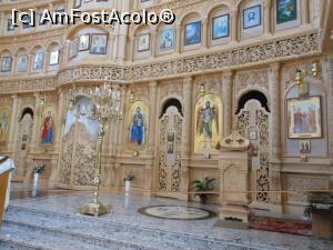 [P16] Făgăraș - Catedrala "Sf. Ioan Botezătorul", interior. » foto by iulianic
 - 
<span class="allrVoted glyphicon glyphicon-heart hidden" id="av1340889"></span>
<a class="m-l-10 hidden" id="sv1340889" onclick="voting_Foto_DelVot(,1340889,22590)" role="button">șterge vot <span class="glyphicon glyphicon-remove"></span></a>
<a id="v91340889" class=" c-red"  onclick="voting_Foto_SetVot(1340889)" role="button"><span class="glyphicon glyphicon-heart-empty"></span> <b>LIKE</b> = Votează poza</a> <img class="hidden"  id="f1340889W9" src="/imagini/loader.gif" border="0" /><span class="AjErrMes hidden" id="e1340889ErM"></span>