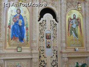 [P17] Făgăraș - Catedrala "Sf. Ioan Botezătorul", interior. » foto by iulianic
 - 
<span class="allrVoted glyphicon glyphicon-heart hidden" id="av1340890"></span>
<a class="m-l-10 hidden" id="sv1340890" onclick="voting_Foto_DelVot(,1340890,22590)" role="button">șterge vot <span class="glyphicon glyphicon-remove"></span></a>
<a id="v91340890" class=" c-red"  onclick="voting_Foto_SetVot(1340890)" role="button"><span class="glyphicon glyphicon-heart-empty"></span> <b>LIKE</b> = Votează poza</a> <img class="hidden"  id="f1340890W9" src="/imagini/loader.gif" border="0" /><span class="AjErrMes hidden" id="e1340890ErM"></span>