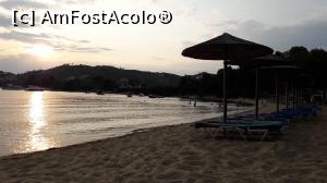 [P11] Apus de soare pe plaja Kolios 2 » foto by malganis
 - 
<span class="allrVoted glyphicon glyphicon-heart hidden" id="av894969"></span>
<a class="m-l-10 hidden" id="sv894969" onclick="voting_Foto_DelVot(,894969,22599)" role="button">șterge vot <span class="glyphicon glyphicon-remove"></span></a>
<a id="v9894969" class=" c-red"  onclick="voting_Foto_SetVot(894969)" role="button"><span class="glyphicon glyphicon-heart-empty"></span> <b>LIKE</b> = Votează poza</a> <img class="hidden"  id="f894969W9" src="/imagini/loader.gif" border="0" /><span class="AjErrMes hidden" id="e894969ErM"></span>
