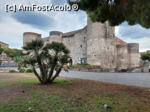 [P08] La 5 minute de Casa Desirè, Castelul Ursino. » foto by maryka
 - 
<span class="allrVoted glyphicon glyphicon-heart hidden" id="av1334992"></span>
<a class="m-l-10 hidden" id="sv1334992" onclick="voting_Foto_DelVot(,1334992,22614)" role="button">șterge vot <span class="glyphicon glyphicon-remove"></span></a>
<a id="v91334992" class=" c-red"  onclick="voting_Foto_SetVot(1334992)" role="button"><span class="glyphicon glyphicon-heart-empty"></span> <b>LIKE</b> = Votează poza</a> <img class="hidden"  id="f1334992W9" src="/imagini/loader.gif" border="0" /><span class="AjErrMes hidden" id="e1334992ErM"></span>