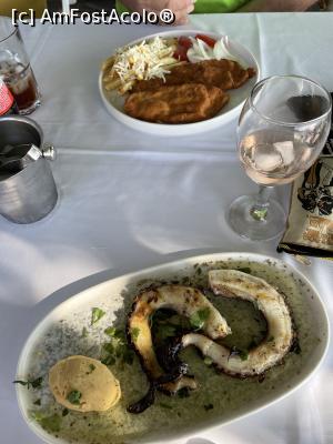 [P56] La o cină. Sau prânz, nu mai știu exact. Restaurantul hotelului » foto by krisstinna
 - 
<span class="allrVoted glyphicon glyphicon-heart hidden" id="av1320920"></span>
<a class="m-l-10 hidden" id="sv1320920" onclick="voting_Foto_DelVot(,1320920,22632)" role="button">șterge vot <span class="glyphicon glyphicon-remove"></span></a>
<a id="v91320920" class=" c-red"  onclick="voting_Foto_SetVot(1320920)" role="button"><span class="glyphicon glyphicon-heart-empty"></span> <b>LIKE</b> = Votează poza</a> <img class="hidden"  id="f1320920W9" src="/imagini/loader.gif" border="0" /><span class="AjErrMes hidden" id="e1320920ErM"></span>