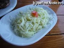 [P21] Restaurant-hotel Rin, Miercurea Sibiului, salata de varza a fost ok » foto by magdalena
 - 
<span class="allrVoted glyphicon glyphicon-heart hidden" id="av115393"></span>
<a class="m-l-10 hidden" id="sv115393" onclick="voting_Foto_DelVot(,115393,22685)" role="button">șterge vot <span class="glyphicon glyphicon-remove"></span></a>
<a id="v9115393" class=" c-red"  onclick="voting_Foto_SetVot(115393)" role="button"><span class="glyphicon glyphicon-heart-empty"></span> <b>LIKE</b> = Votează poza</a> <img class="hidden"  id="f115393W9" src="/imagini/loader.gif" border="0" /><span class="AjErrMes hidden" id="e115393ErM"></span>