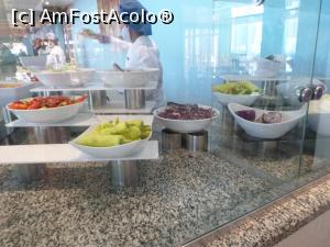 [P64] 64. Tot la &bdquo;Sun Set&rdquo;, &icirc;n interior, la mic dejun sau cină. &Icirc;n capătul opusvitrina cu diverse fructe. » foto by doinafil
 - 
<span class="allrVoted glyphicon glyphicon-heart hidden" id="av1231615"></span>
<a class="m-l-10 hidden" id="sv1231615" onclick="voting_Foto_DelVot(,1231615,22688)" role="button">șterge vot <span class="glyphicon glyphicon-remove"></span></a>
<a id="v91231615" class=" c-red"  onclick="voting_Foto_SetVot(1231615)" role="button"><span class="glyphicon glyphicon-heart-empty"></span> <b>LIKE</b> = Votează poza</a> <img class="hidden"  id="f1231615W9" src="/imagini/loader.gif" border="0" /><span class="AjErrMes hidden" id="e1231615ErM"></span>