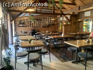 [P12] Jazz Bistro& Winery,interior încăpere 2 » foto by AZE
 - 
<span class="allrVoted glyphicon glyphicon-heart hidden" id="av1392239"></span>
<a class="m-l-10 hidden" id="sv1392239" onclick="voting_Foto_DelVot(,1392239,22699)" role="button">șterge vot <span class="glyphicon glyphicon-remove"></span></a>
<a id="v91392239" class=" c-red"  onclick="voting_Foto_SetVot(1392239)" role="button"><span class="glyphicon glyphicon-heart-empty"></span> <b>LIKE</b> = Votează poza</a> <img class="hidden"  id="f1392239W9" src="/imagini/loader.gif" border="0" /><span class="AjErrMes hidden" id="e1392239ErM"></span>