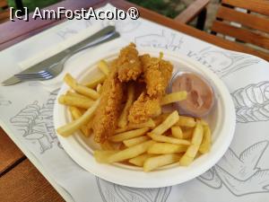 [P09] Arthur's Food & Drinks; platou crispy » foto by crismis
 - 
<span class="allrVoted glyphicon glyphicon-heart hidden" id="av1464646"></span>
<a class="m-l-10 hidden" id="sv1464646" onclick="voting_Foto_DelVot(,1464646,22699)" role="button">șterge vot <span class="glyphicon glyphicon-remove"></span></a>
<a id="v91464646" class=" c-red"  onclick="voting_Foto_SetVot(1464646)" role="button"><span class="glyphicon glyphicon-heart-empty"></span> <b>LIKE</b> = Votează poza</a> <img class="hidden"  id="f1464646W9" src="/imagini/loader.gif" border="0" /><span class="AjErrMes hidden" id="e1464646ErM"></span>