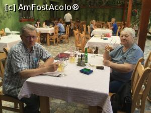 [P23] Restaurant Secuiesc - na ca i-am prins si pe ai mei » foto by mishu
 - 
<span class="allrVoted glyphicon glyphicon-heart hidden" id="av1182699"></span>
<a class="m-l-10 hidden" id="sv1182699" onclick="voting_Foto_DelVot(,1182699,22699)" role="button">șterge vot <span class="glyphicon glyphicon-remove"></span></a>
<a id="v91182699" class=" c-red"  onclick="voting_Foto_SetVot(1182699)" role="button"><span class="glyphicon glyphicon-heart-empty"></span> <b>LIKE</b> = Votează poza</a> <img class="hidden"  id="f1182699W9" src="/imagini/loader.gif" border="0" /><span class="AjErrMes hidden" id="e1182699ErM"></span>