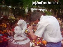 [P16] Un sculptor ne arata cum se lucreaza cu dalta si ciocanul » foto by dorgo
 - 
<span class="allrVoted glyphicon glyphicon-heart hidden" id="av115509"></span>
<a class="m-l-10 hidden" id="sv115509" onclick="voting_Foto_DelVot(,115509,22702)" role="button">șterge vot <span class="glyphicon glyphicon-remove"></span></a>
<a id="v9115509" class=" c-red"  onclick="voting_Foto_SetVot(115509)" role="button"><span class="glyphicon glyphicon-heart-empty"></span> <b>LIKE</b> = Votează poza</a> <img class="hidden"  id="f115509W9" src="/imagini/loader.gif" border="0" /><span class="AjErrMes hidden" id="e115509ErM"></span>