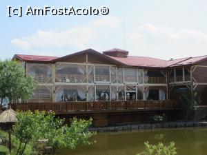 [P10] Terasa cu etaj și balconul private dinspre lac - Complex Darina.  » foto by tata123 🔱
 - 
<span class="allrVoted glyphicon glyphicon-heart hidden" id="av741133"></span>
<a class="m-l-10 hidden" id="sv741133" onclick="voting_Foto_DelVot(,741133,22703)" role="button">șterge vot <span class="glyphicon glyphicon-remove"></span></a>
<a id="v9741133" class=" c-red"  onclick="voting_Foto_SetVot(741133)" role="button"><span class="glyphicon glyphicon-heart-empty"></span> <b>LIKE</b> = Votează poza</a> <img class="hidden"  id="f741133W9" src="/imagini/loader.gif" border="0" /><span class="AjErrMes hidden" id="e741133ErM"></span>