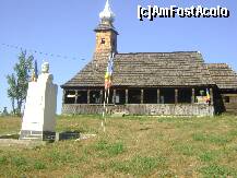 [P17] Complexul Muzeal Andrei Bojor,Muresenii de Campie, jud. Cluj - Biserica de lemn Sarmasu » foto by biancuta
 - 
<span class="allrVoted glyphicon glyphicon-heart hidden" id="av261869"></span>
<a class="m-l-10 hidden" id="sv261869" onclick="voting_Foto_DelVot(,261869,22706)" role="button">șterge vot <span class="glyphicon glyphicon-remove"></span></a>
<a id="v9261869" class=" c-red"  onclick="voting_Foto_SetVot(261869)" role="button"><span class="glyphicon glyphicon-heart-empty"></span> <b>LIKE</b> = Votează poza</a> <img class="hidden"  id="f261869W9" src="/imagini/loader.gif" border="0" /><span class="AjErrMes hidden" id="e261869ErM"></span>