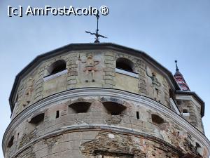[P42] Ostașii de piatră de pe donjon » foto by crismis
 - 
<span class="allrVoted glyphicon glyphicon-heart hidden" id="av1479712"></span>
<a class="m-l-10 hidden" id="sv1479712" onclick="voting_Foto_DelVot(,1479712,22719)" role="button">șterge vot <span class="glyphicon glyphicon-remove"></span></a>
<a id="v91479712" class=" c-red"  onclick="voting_Foto_SetVot(1479712)" role="button"><span class="glyphicon glyphicon-heart-empty"></span> <b>LIKE</b> = Votează poza</a> <img class="hidden"  id="f1479712W9" src="/imagini/loader.gif" border="0" /><span class="AjErrMes hidden" id="e1479712ErM"></span>