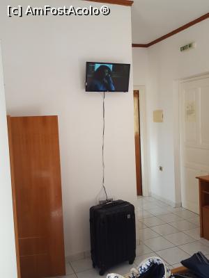 [P06] Tv-ul...  » foto by iulian68
 - 
<span class="allrVoted glyphicon glyphicon-heart hidden" id="av903720"></span>
<a class="m-l-10 hidden" id="sv903720" onclick="voting_Foto_DelVot(,903720,22779)" role="button">șterge vot <span class="glyphicon glyphicon-remove"></span></a>
<a id="v9903720" class=" c-red"  onclick="voting_Foto_SetVot(903720)" role="button"><span class="glyphicon glyphicon-heart-empty"></span> <b>LIKE</b> = Votează poza</a> <img class="hidden"  id="f903720W9" src="/imagini/loader.gif" border="0" /><span class="AjErrMes hidden" id="e903720ErM"></span>