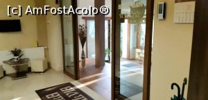 [P10] Locul de asteptare  la receptie » foto by gettyy
 - 
<span class="allrVoted glyphicon glyphicon-heart hidden" id="av1164446"></span>
<a class="m-l-10 hidden" id="sv1164446" onclick="voting_Foto_DelVot(,1164446,22790)" role="button">șterge vot <span class="glyphicon glyphicon-remove"></span></a>
<a id="v91164446" class=" c-red"  onclick="voting_Foto_SetVot(1164446)" role="button"><span class="glyphicon glyphicon-heart-empty"></span> <b>LIKE</b> = Votează poza</a> <img class="hidden"  id="f1164446W9" src="/imagini/loader.gif" border="0" /><span class="AjErrMes hidden" id="e1164446ErM"></span>
