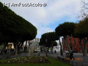 [P34] Monument în Plaza Adelantado » foto by irinad
 - 
<span class="allrVoted glyphicon glyphicon-heart hidden" id="av1303849"></span>
<a class="m-l-10 hidden" id="sv1303849" onclick="voting_Foto_DelVot(,1303849,22792)" role="button">șterge vot <span class="glyphicon glyphicon-remove"></span></a>
<a id="v91303849" class=" c-red"  onclick="voting_Foto_SetVot(1303849)" role="button"><span class="glyphicon glyphicon-heart-empty"></span> <b>LIKE</b> = Votează poza</a> <img class="hidden"  id="f1303849W9" src="/imagini/loader.gif" border="0" /><span class="AjErrMes hidden" id="e1303849ErM"></span>
