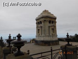 [P15] Mausoleul din Jardin Victoria » foto by irinad
 - 
<span class="allrVoted glyphicon glyphicon-heart hidden" id="av1346895"></span>
<a class="m-l-10 hidden" id="sv1346895" onclick="voting_Foto_DelVot(,1346895,22792)" role="button">șterge vot <span class="glyphicon glyphicon-remove"></span></a>
<a id="v91346895" class=" c-red"  onclick="voting_Foto_SetVot(1346895)" role="button"><span class="glyphicon glyphicon-heart-empty"></span> <b>LIKE</b> = Votează poza</a> <img class="hidden"  id="f1346895W9" src="/imagini/loader.gif" border="0" /><span class="AjErrMes hidden" id="e1346895ErM"></span>
