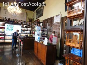 [P46] La Casa de los Balcones, magazin suvenire » foto by irinad
 - 
<span class="allrVoted glyphicon glyphicon-heart hidden" id="av1346926"></span>
<a class="m-l-10 hidden" id="sv1346926" onclick="voting_Foto_DelVot(,1346926,22792)" role="button">șterge vot <span class="glyphicon glyphicon-remove"></span></a>
<a id="v91346926" class=" c-red"  onclick="voting_Foto_SetVot(1346926)" role="button"><span class="glyphicon glyphicon-heart-empty"></span> <b>LIKE</b> = Votează poza</a> <img class="hidden"  id="f1346926W9" src="/imagini/loader.gif" border="0" /><span class="AjErrMes hidden" id="e1346926ErM"></span>