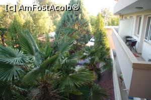 [P09] Eros Motel, vedere de pe balcon, spre restul motelului, peste grădina restaurant, spre parcarea păzită » foto by Dragoș_MD
 - 
<span class="allrVoted glyphicon glyphicon-heart hidden" id="av906048"></span>
<a class="m-l-10 hidden" id="sv906048" onclick="voting_Foto_DelVot(,906048,22798)" role="button">șterge vot <span class="glyphicon glyphicon-remove"></span></a>
<a id="v9906048" class=" c-red"  onclick="voting_Foto_SetVot(906048)" role="button"><span class="glyphicon glyphicon-heart-empty"></span> <b>LIKE</b> = Votează poza</a> <img class="hidden"  id="f906048W9" src="/imagini/loader.gif" border="0" /><span class="AjErrMes hidden" id="e906048ErM"></span>