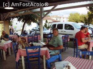 [P45] Taverna O Pateras » foto by Carmen Ion
 - 
<span class="allrVoted glyphicon glyphicon-heart hidden" id="av938188"></span>
<a class="m-l-10 hidden" id="sv938188" onclick="voting_Foto_DelVot(,938188,22804)" role="button">șterge vot <span class="glyphicon glyphicon-remove"></span></a>
<a id="v9938188" class=" c-red"  onclick="voting_Foto_SetVot(938188)" role="button"><span class="glyphicon glyphicon-heart-empty"></span> <b>LIKE</b> = Votează poza</a> <img class="hidden"  id="f938188W9" src="/imagini/loader.gif" border="0" /><span class="AjErrMes hidden" id="e938188ErM"></span>