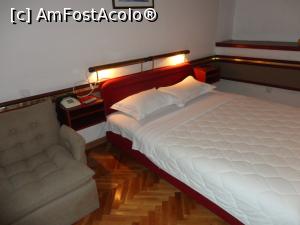 [P02] Hotel Grand - Cetinje (camera)  » foto by titus29
 - 
<span class="allrVoted glyphicon glyphicon-heart hidden" id="av906300"></span>
<a class="m-l-10 hidden" id="sv906300" onclick="voting_Foto_DelVot(,906300,22805)" role="button">șterge vot <span class="glyphicon glyphicon-remove"></span></a>
<a id="v9906300" class=" c-red"  onclick="voting_Foto_SetVot(906300)" role="button"><span class="glyphicon glyphicon-heart-empty"></span> <b>LIKE</b> = Votează poza</a> <img class="hidden"  id="f906300W9" src="/imagini/loader.gif" border="0" /><span class="AjErrMes hidden" id="e906300ErM"></span>