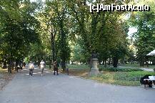 [P01] Intrarea în Parcul Kalemegdan, dinspre strada Cneazul Mihail » foto by Costi
 - 
<span class="allrVoted glyphicon glyphicon-heart hidden" id="av154329"></span>
<a class="m-l-10 hidden" id="sv154329" onclick="voting_Foto_DelVot(,154329,22815)" role="button">șterge vot <span class="glyphicon glyphicon-remove"></span></a>
<a id="v9154329" class=" c-red"  onclick="voting_Foto_SetVot(154329)" role="button"><span class="glyphicon glyphicon-heart-empty"></span> <b>LIKE</b> = Votează poza</a> <img class="hidden"  id="f154329W9" src="/imagini/loader.gif" border="0" /><span class="AjErrMes hidden" id="e154329ErM"></span>