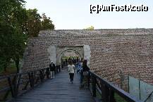 [P08] Poarta Karageorge, din zidurile exterioare al Kalemegdanului » foto by Costi
 - 
<span class="allrVoted glyphicon glyphicon-heart hidden" id="av154341"></span>
<a class="m-l-10 hidden" id="sv154341" onclick="voting_Foto_DelVot(,154341,22815)" role="button">șterge vot <span class="glyphicon glyphicon-remove"></span></a>
<a id="v9154341" class=" c-red"  onclick="voting_Foto_SetVot(154341)" role="button"><span class="glyphicon glyphicon-heart-empty"></span> <b>LIKE</b> = Votează poza</a> <img class="hidden"  id="f154341W9" src="/imagini/loader.gif" border="0" /><span class="AjErrMes hidden" id="e154341ErM"></span>