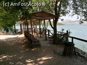 [P31] Spațiu de relaxare în sit, pe malul lacului » foto by crismis
 - 
<span class="allrVoted glyphicon glyphicon-heart hidden" id="av908058"></span>
<a class="m-l-10 hidden" id="sv908058" onclick="voting_Foto_DelVot(,908058,22820)" role="button">șterge vot <span class="glyphicon glyphicon-remove"></span></a>
<a id="v9908058" class=" c-red"  onclick="voting_Foto_SetVot(908058)" role="button"><span class="glyphicon glyphicon-heart-empty"></span> <b>LIKE</b> = Votează poza</a> <img class="hidden"  id="f908058W9" src="/imagini/loader.gif" border="0" /><span class="AjErrMes hidden" id="e908058ErM"></span>