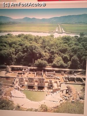 [P41] O poză furată în muzeu, ce reprezintă o superbă vedere aeriană asupra sitului Butrint » foto by crismis
 - 
<span class="allrVoted glyphicon glyphicon-heart hidden" id="av908073"></span>
<a class="m-l-10 hidden" id="sv908073" onclick="voting_Foto_DelVot(,908073,22820)" role="button">șterge vot <span class="glyphicon glyphicon-remove"></span></a>
<a id="v9908073" class=" c-red"  onclick="voting_Foto_SetVot(908073)" role="button"><span class="glyphicon glyphicon-heart-empty"></span> <b>LIKE</b> = Votează poza</a> <img class="hidden"  id="f908073W9" src="/imagini/loader.gif" border="0" /><span class="AjErrMes hidden" id="e908073ErM"></span>