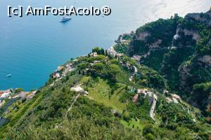 [P17] Vila Cimbrone - panorama » foto by alxmst
 - 
<span class="allrVoted glyphicon glyphicon-heart hidden" id="av1332407"></span>
<a class="m-l-10 hidden" id="sv1332407" onclick="voting_Foto_DelVot(,1332407,22822)" role="button">șterge vot <span class="glyphicon glyphicon-remove"></span></a>
<a id="v91332407" class=" c-red"  onclick="voting_Foto_SetVot(1332407)" role="button"><span class="glyphicon glyphicon-heart-empty"></span> <b>LIKE</b> = Votează poza</a> <img class="hidden"  id="f1332407W9" src="/imagini/loader.gif" border="0" /><span class="AjErrMes hidden" id="e1332407ErM"></span>